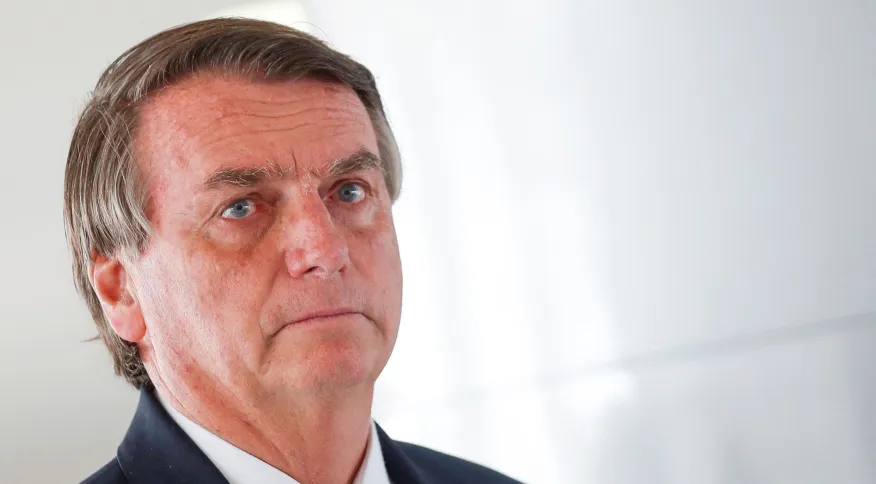 Como está o estado de saúde do ex-presidente Jair Bolsonaro neste domingo (13)