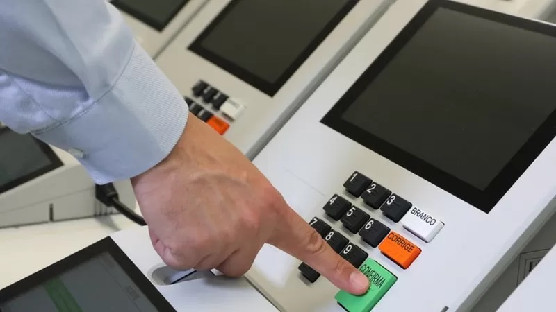 Cidades com 2º turno concentram 40% do eleitorado no Brasil