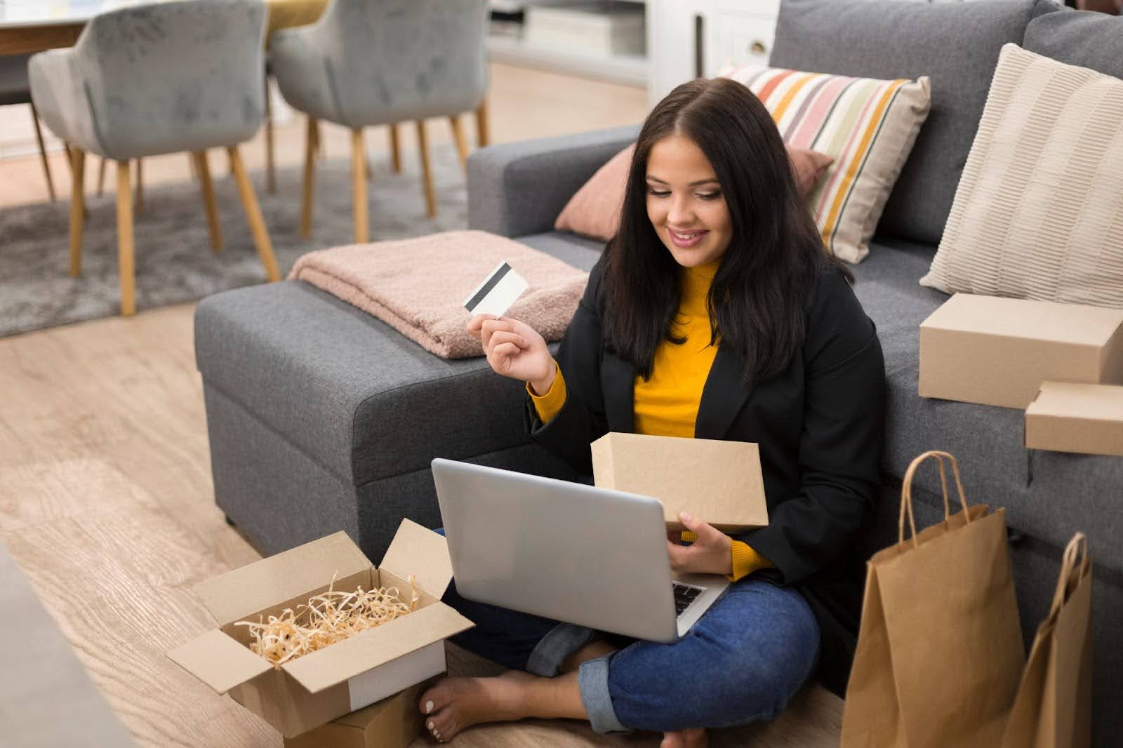 Mulheres lideraram o público consumidor no e-commerce em 2024